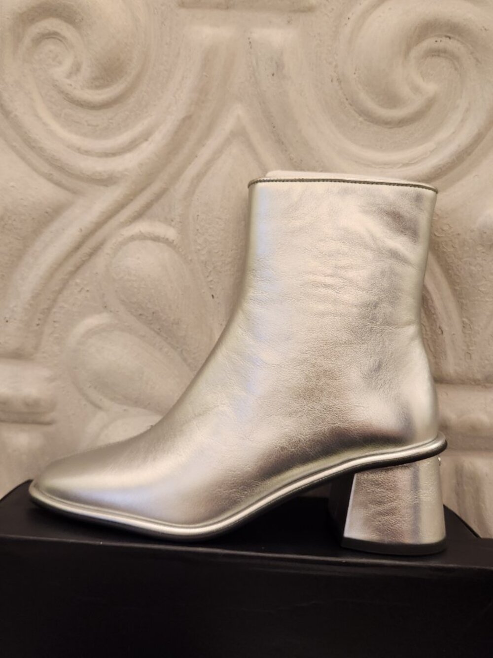 Coach "Gigi" Silver Leather Booties. NIB. Size 7 - Picture 6 of 16